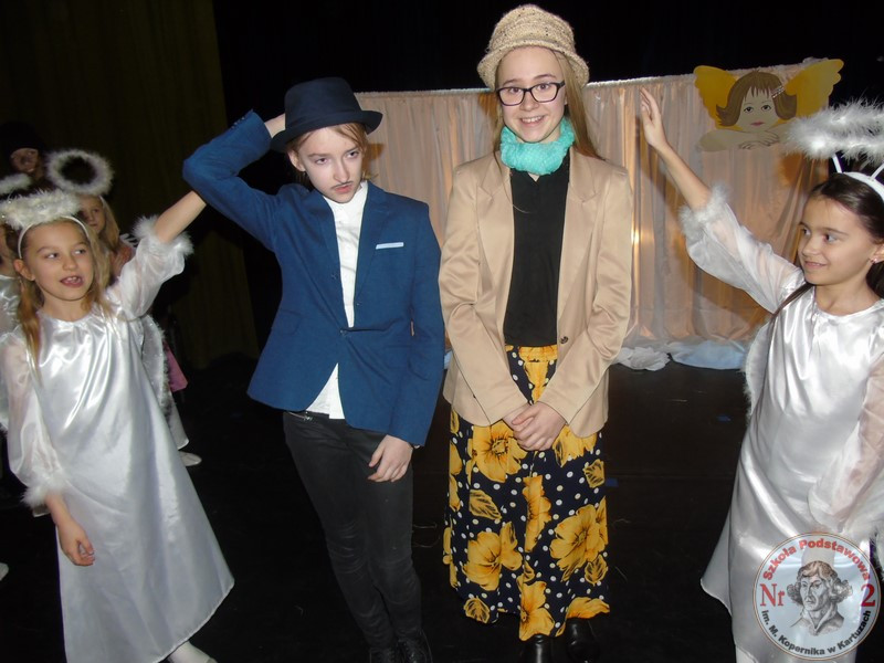 Świetliki z kartuskiej Dwójki zajęły I miejsce na przeglądzie kolędniczym w Elblągu