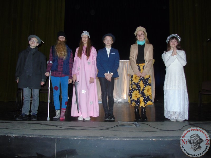 Świetliki z kartuskiej Dwójki zajęły I miejsce na przeglądzie kolędniczym w Elblągu