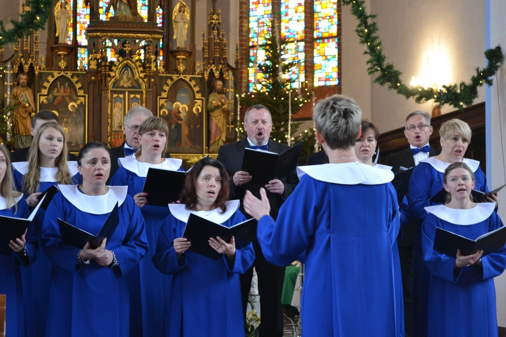 Przodkowo. Radosny koncert kolęd z dedykacją dla babć i dziadków