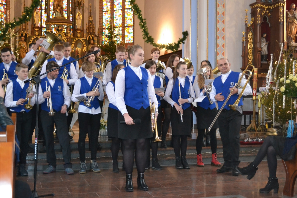 Przodkowo. Radosny koncert kolęd z dedykacją dla babć i dziadków