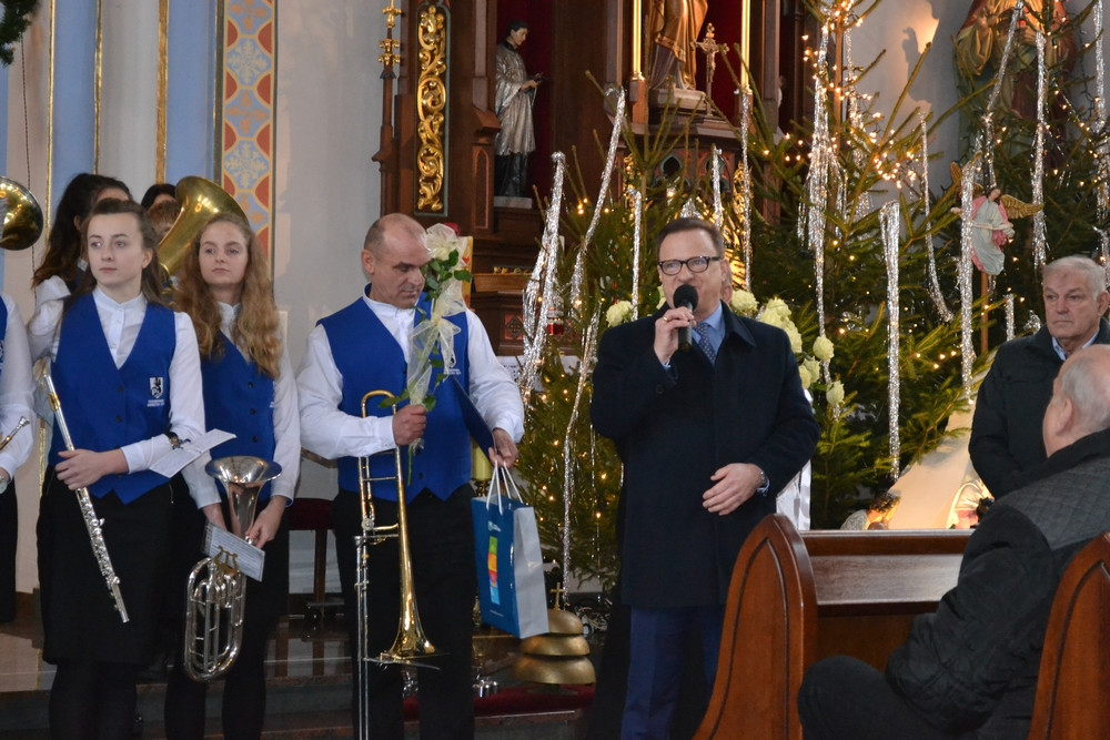 Przodkowo. Radosny koncert kolęd z dedykacją dla babć i dziadków