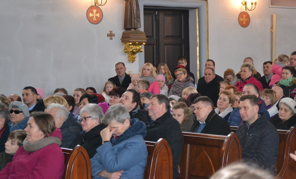 Przodkowo. Radosny koncert kolęd z dedykacją dla babć i dziadków