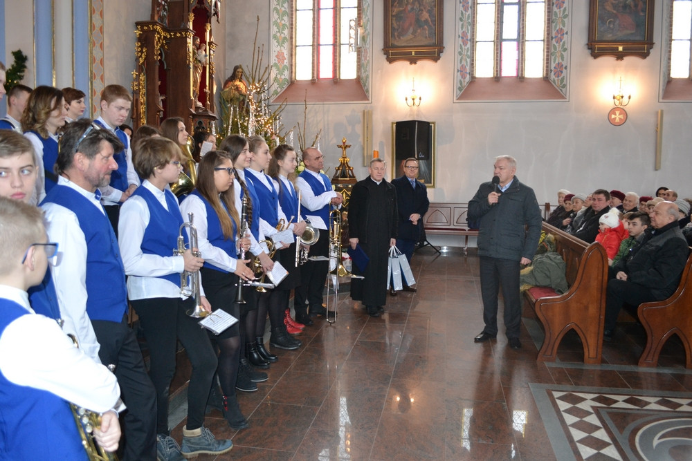 Przodkowo. Radosny koncert kolęd z dedykacją dla babć i dziadków
