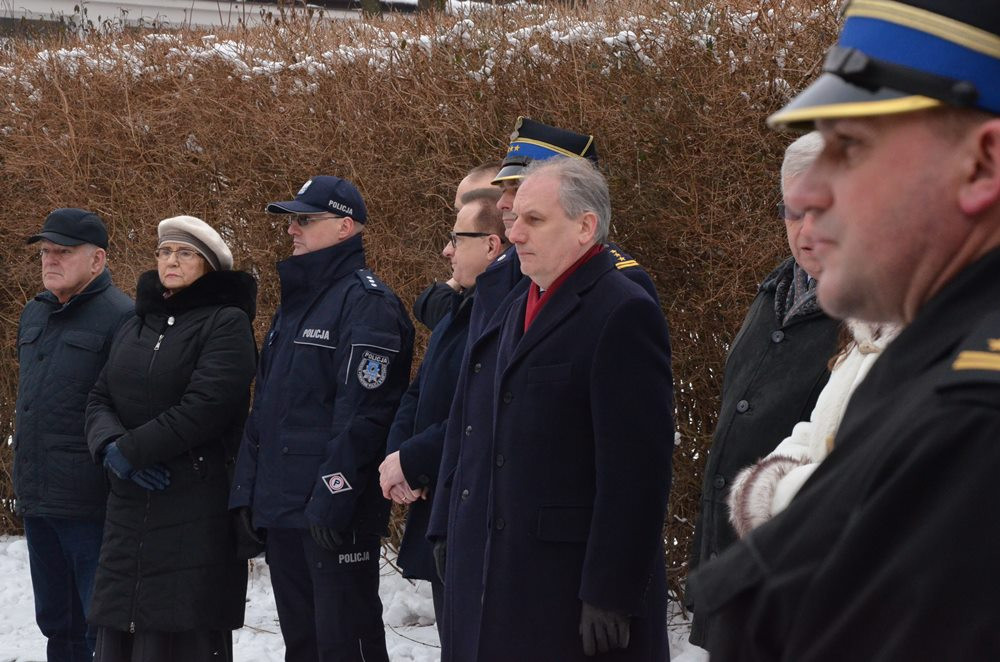 Strażacy z czterech jednostek oficjalnie odebrali kluczyki do nowych wozów bojowych
