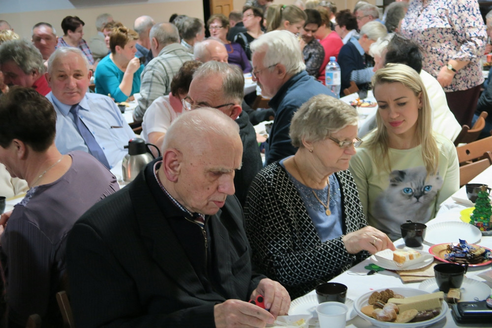 Żukowo. Uczniowie SP nr 1 wystąpili dla kochanych babć i dziadków