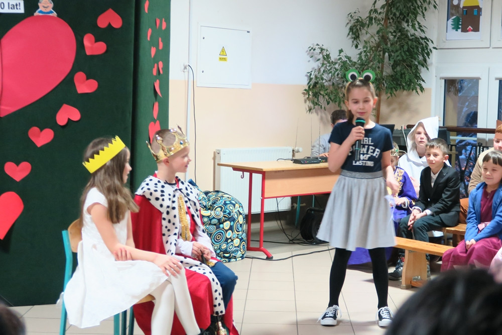 Żukowo. Uczniowie SP nr 1 wystąpili dla kochanych babć i dziadków