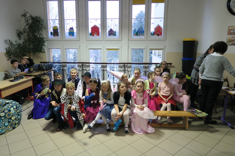 Żukowo. Uczniowie SP nr 1 wystąpili dla kochanych babć i dziadków