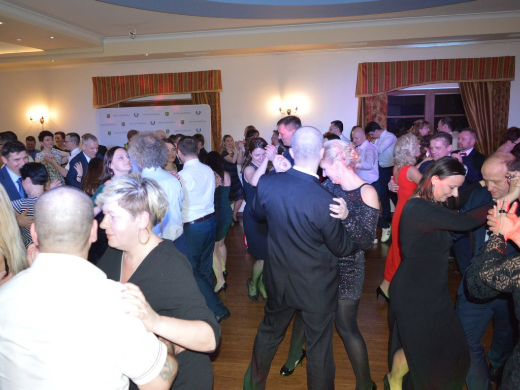 Kartuzy. Bal Katolika na 20-lecie szkoły