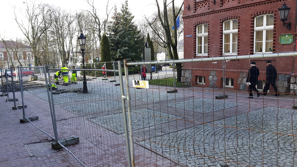 Kartuzy. Rozpoczęły się prace przy modernizacji deptaka