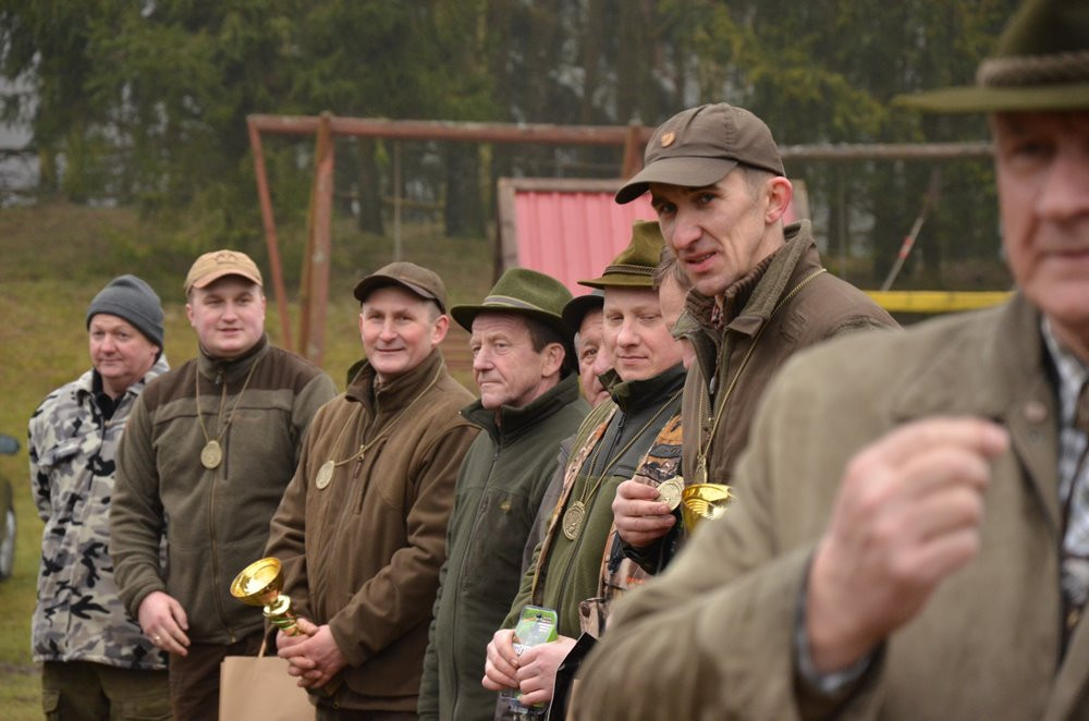 Kolejny pokot w Pażęcach. Myśliwi tłumaczą, że walczą ze szkodnikami i kultywują tradycję