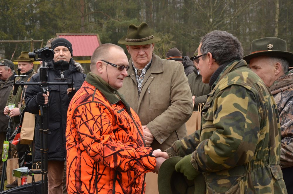 Kolejny pokot w Pażęcach. Myśliwi tłumaczą, że walczą ze szkodnikami i kultywują tradycję