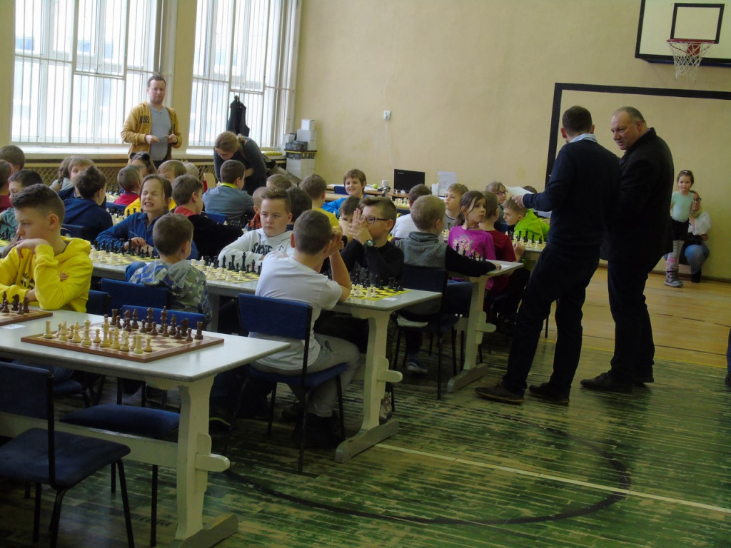 Szachy. Jubileuszowy Turniej Kopernikowski w SP nr 2 w Kartuzach