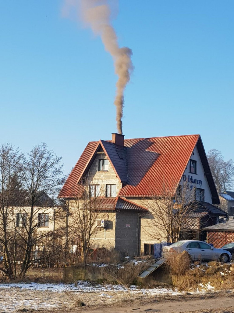 Nie wszędzie można odetchnąć rześkim powietrzem. A wystarczy inaczej rozpalać w piecach