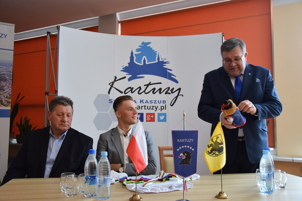 Złoty Szymon Sajnok: wszystko zaczęło się w Kartuzach na ulicy Podgórnej