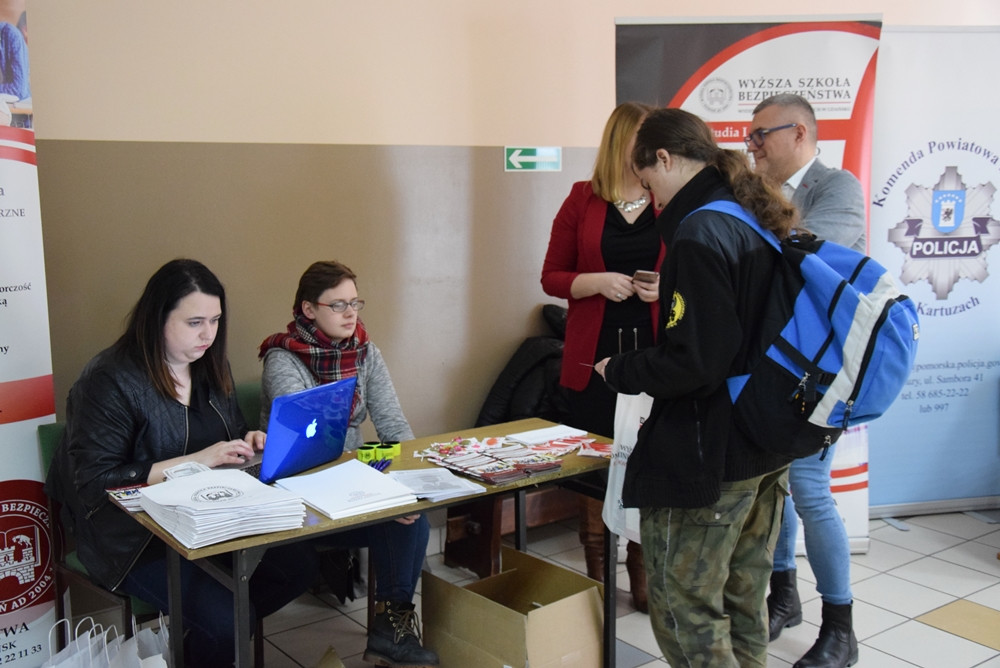 Kartuzy. Uczelnie z Trójmiasta, Poznania, Koszalina, Olsztyna zachęcały maturzystów