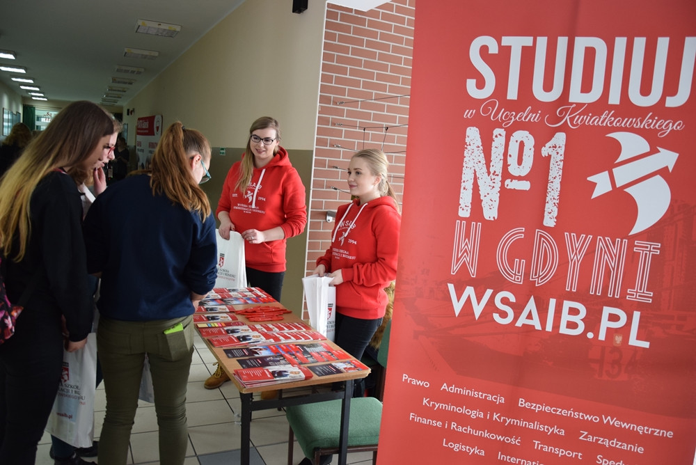 Kartuzy. Uczelnie z Trójmiasta, Poznania, Koszalina, Olsztyna zachęcały maturzystów