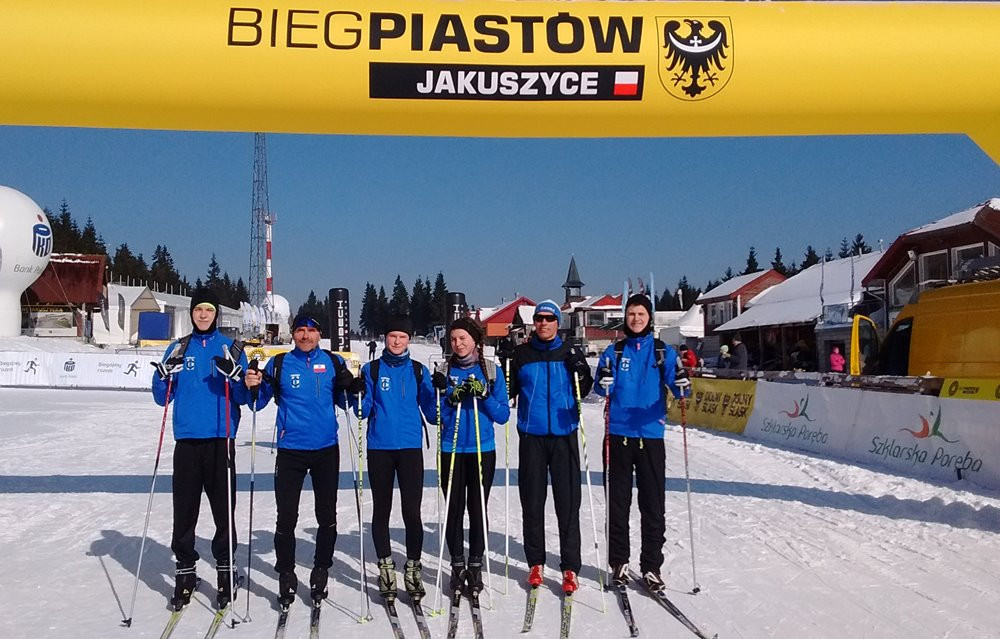 Kartuzianie na starcie Festiwalu Narciarstwa Biegowego w Jakuszycach