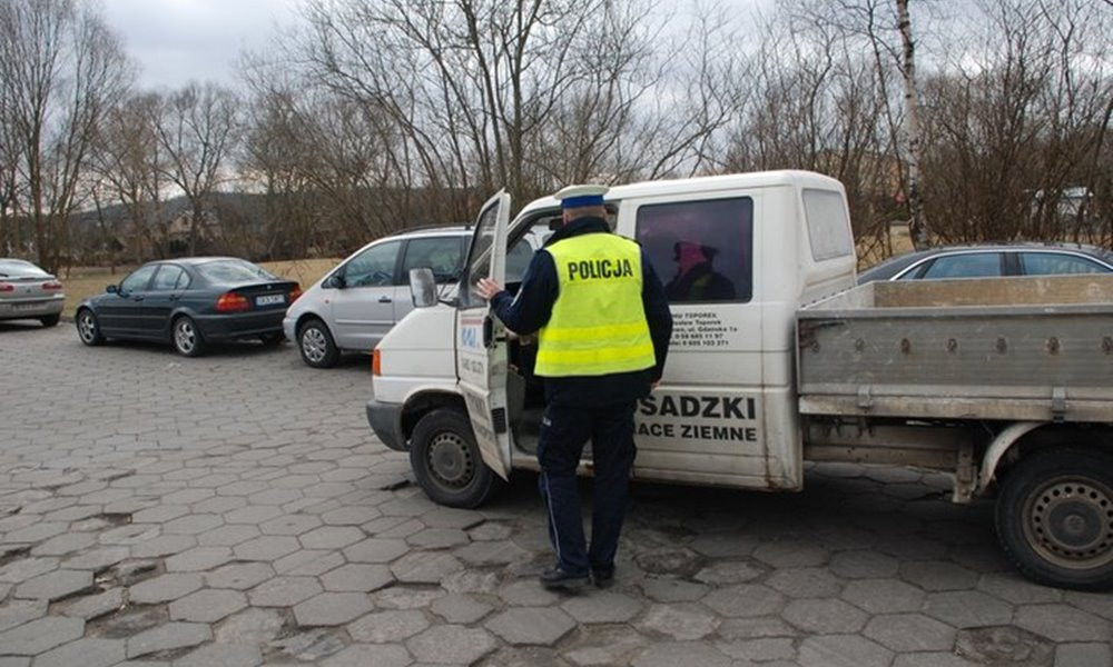 Wzmożone kontrole na drogach pow. kartuskiego. Na celowniku - pijani kierowcy