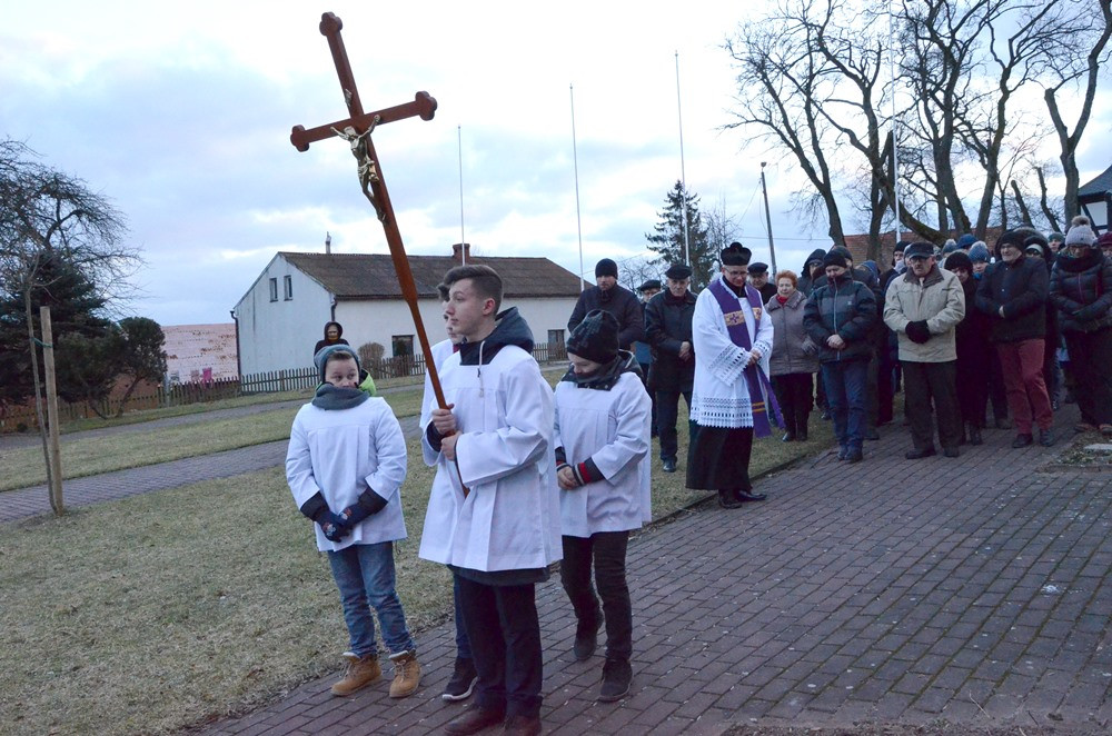 Sianowo. Kaszubska Droga Krzyżowa już po raz XV
