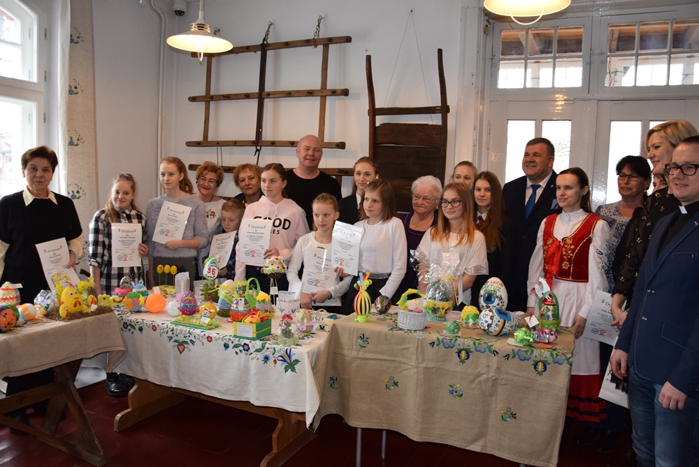 Z drewna, gipsu, słomy, malowane ręcznie... znamy zwycięzców konkursu na najładniejszą pisankę