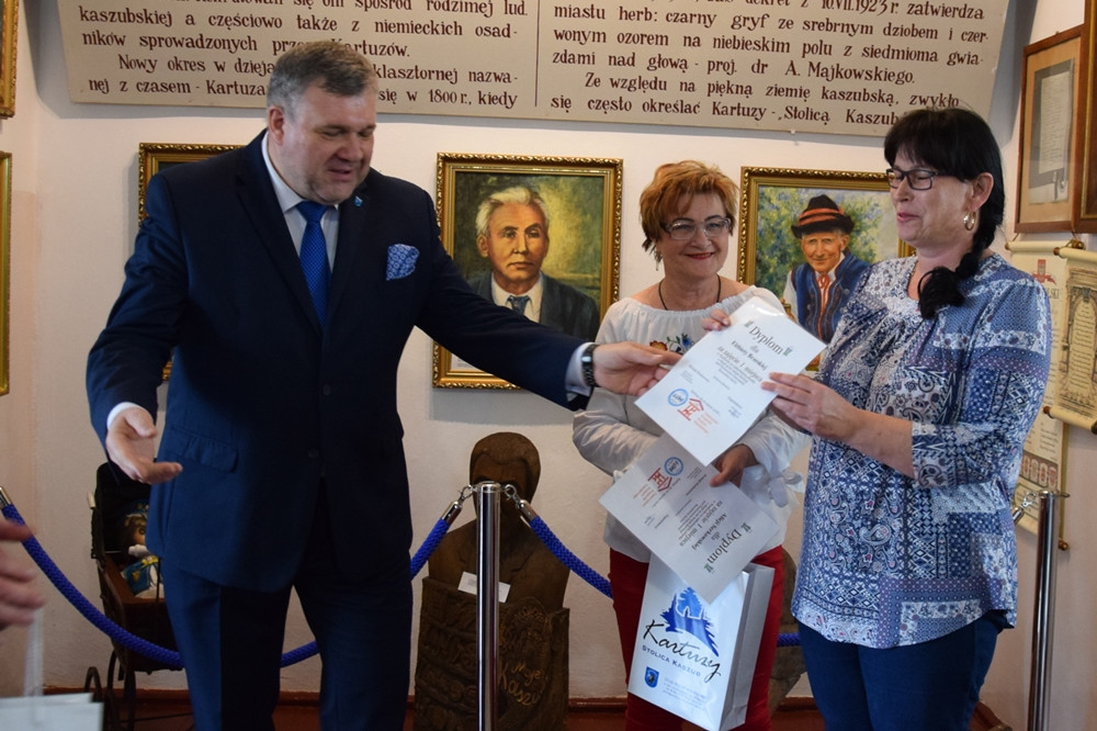 Z drewna, gipsu, słomy, malowane ręcznie... znamy zwycięzców konkursu na najładniejszą pisankę