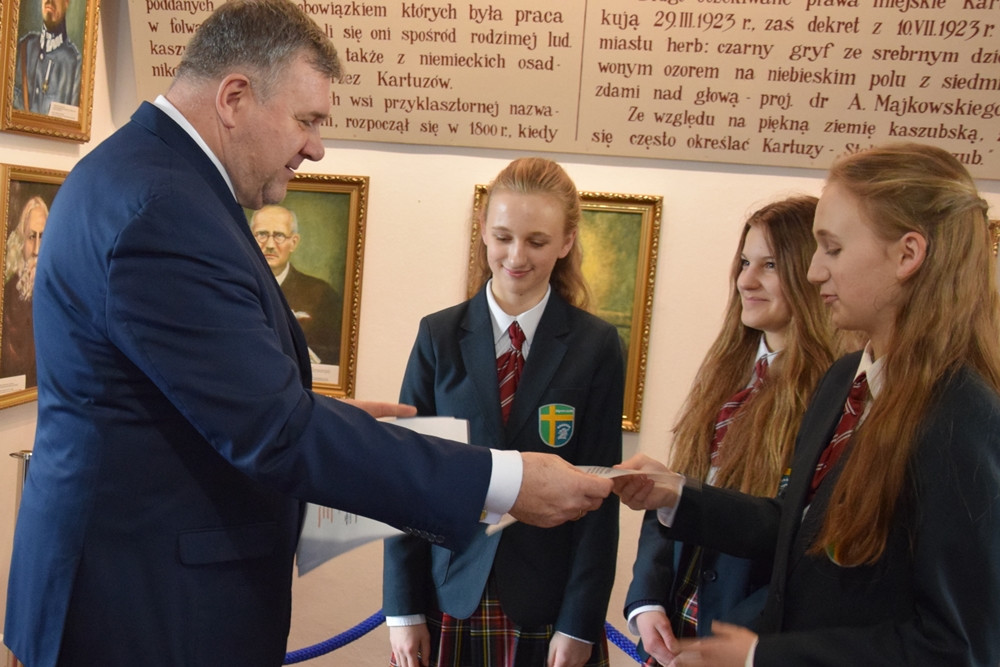 Z drewna, gipsu, słomy, malowane ręcznie... znamy zwycięzców konkursu na najładniejszą pisankę