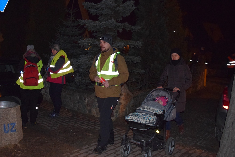 Leźno. 400 osób wyruszyło w Ekstremalną Drogę Krzyżową