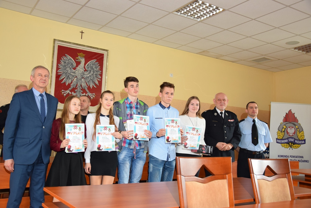 Znamy zwycięzców powiatowych eliminacji Turnieju Wiedzy Pożarniczej