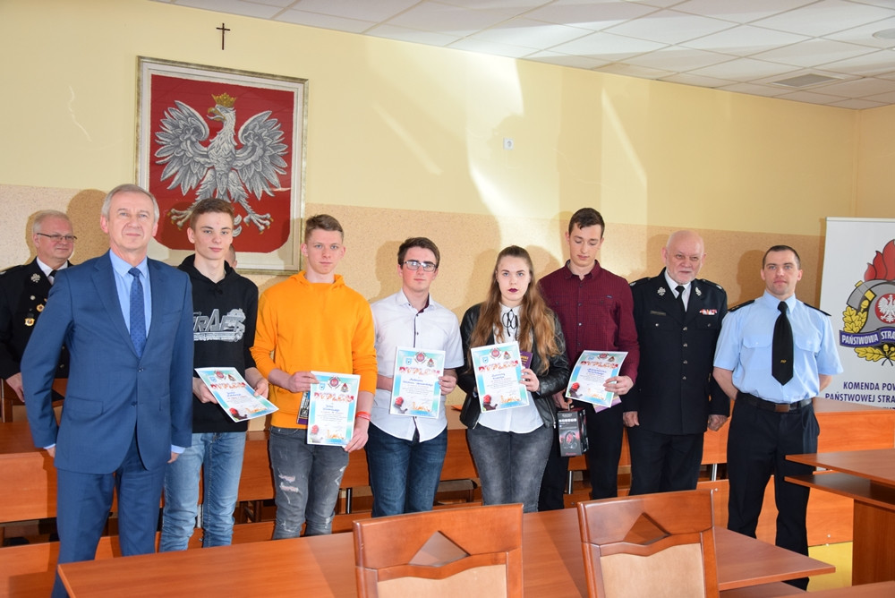Znamy zwycięzców powiatowych eliminacji Turnieju Wiedzy Pożarniczej