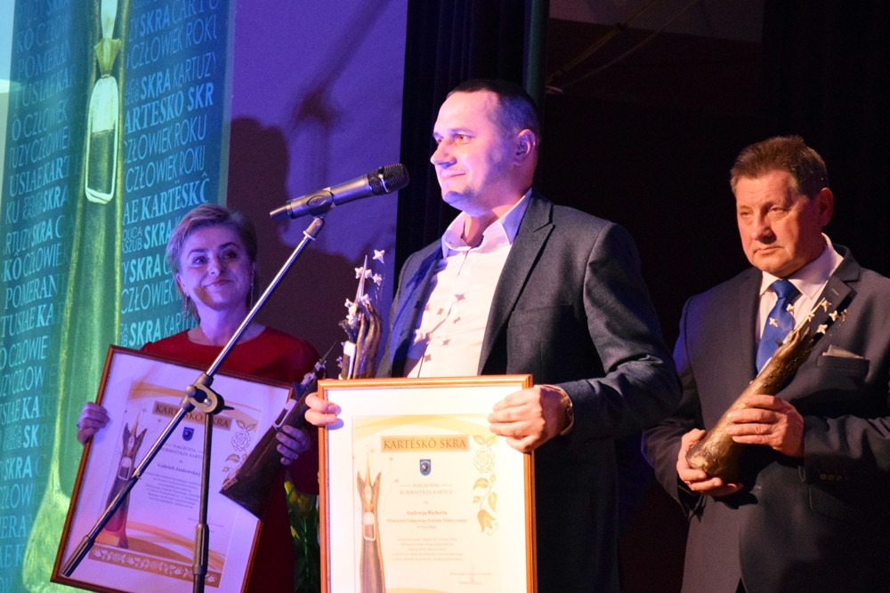 Kartuzy. Ich praca i zaangażowanie zostały docenione. Laureaci nagród Kartëskô Skra