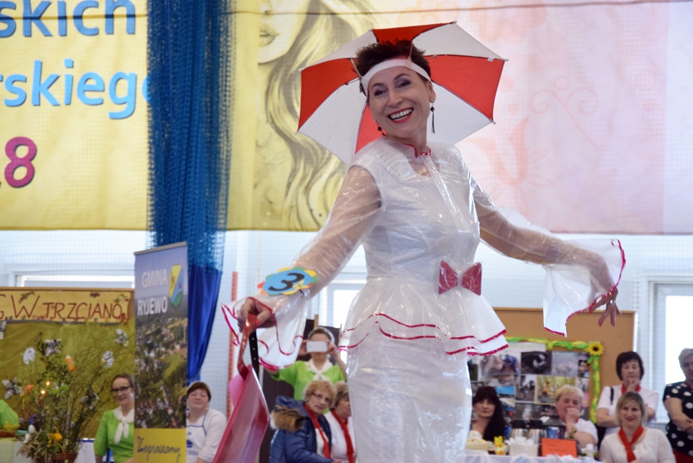 Wojewódzki Turniej KGW w Żukowie. Gospodynie z Pomorza prezentowały swoje talenty