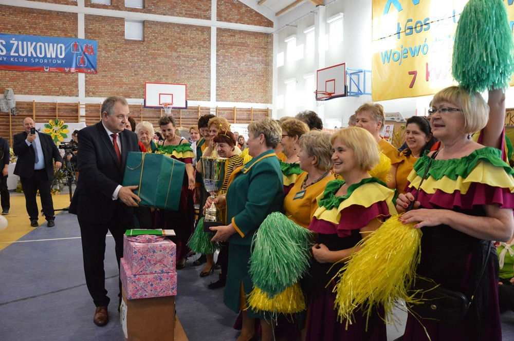 Wojewódzki Turniej KGW w Żukowie. Gospodynie z Pomorza prezentowały swoje talenty