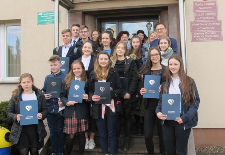 Przodkowo. Uczniowie i studenci otrzymali stypendia motywacyjne