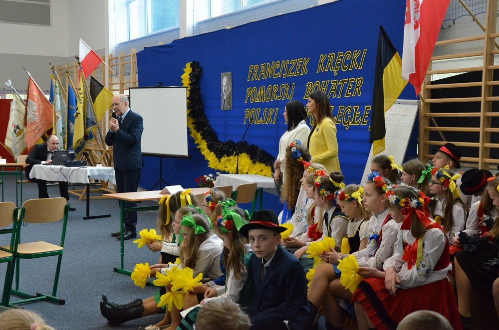 Borzestowo. Po raz pierwszy zaprezentowano preambułę konstytucji po kaszubsku