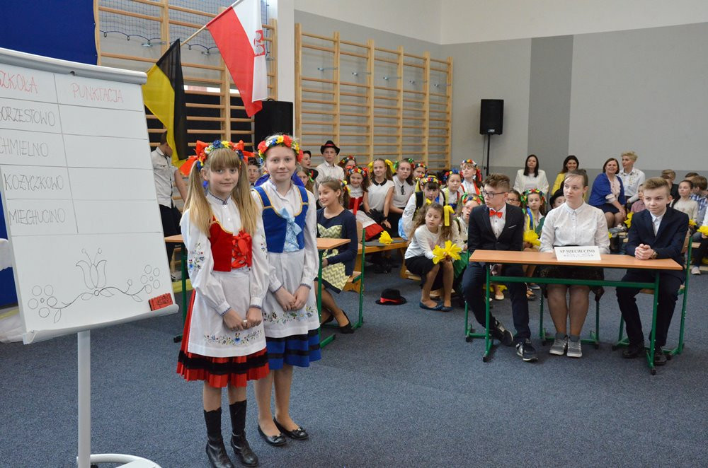 Borzestowo. Po raz pierwszy zaprezentowano preambułę konstytucji po kaszubsku