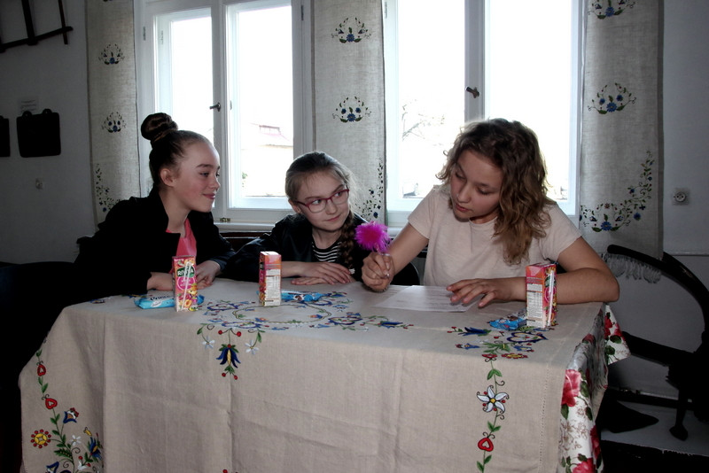 Uczniowie z Brodnicy Górnej wykazali się wiedzą o patronie Muzeum Kaszubskiego