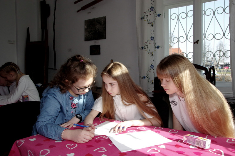 Uczniowie z Brodnicy Górnej wykazali się wiedzą o patronie Muzeum Kaszubskiego