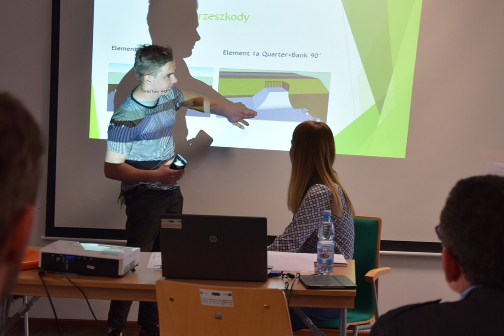 Kartuzy. Młodzi ludzie dyskutowali z projektantami o wyglądzie nowego skateparku