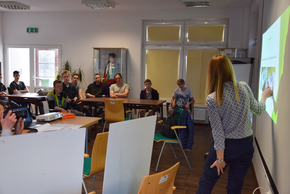 Kartuzy. Młodzi ludzie dyskutowali z projektantami o wyglądzie nowego skateparku