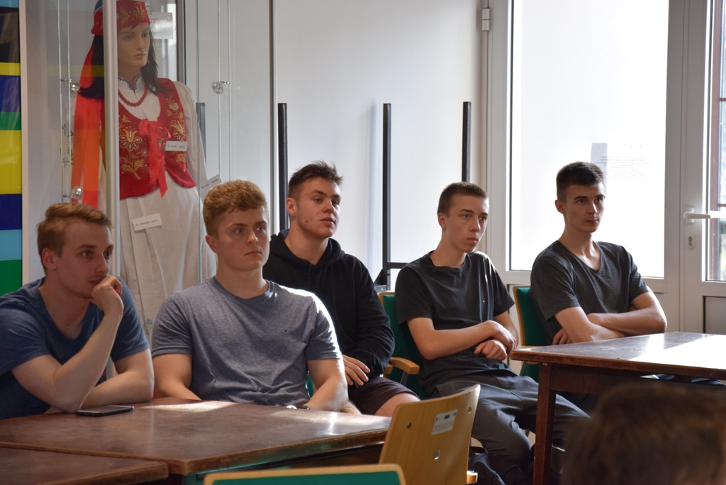 Kartuzy. Młodzi ludzie dyskutowali z projektantami o wyglądzie nowego skateparku