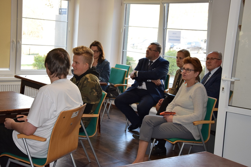 Kartuzy. Młodzi ludzie dyskutowali z projektantami o wyglądzie nowego skateparku