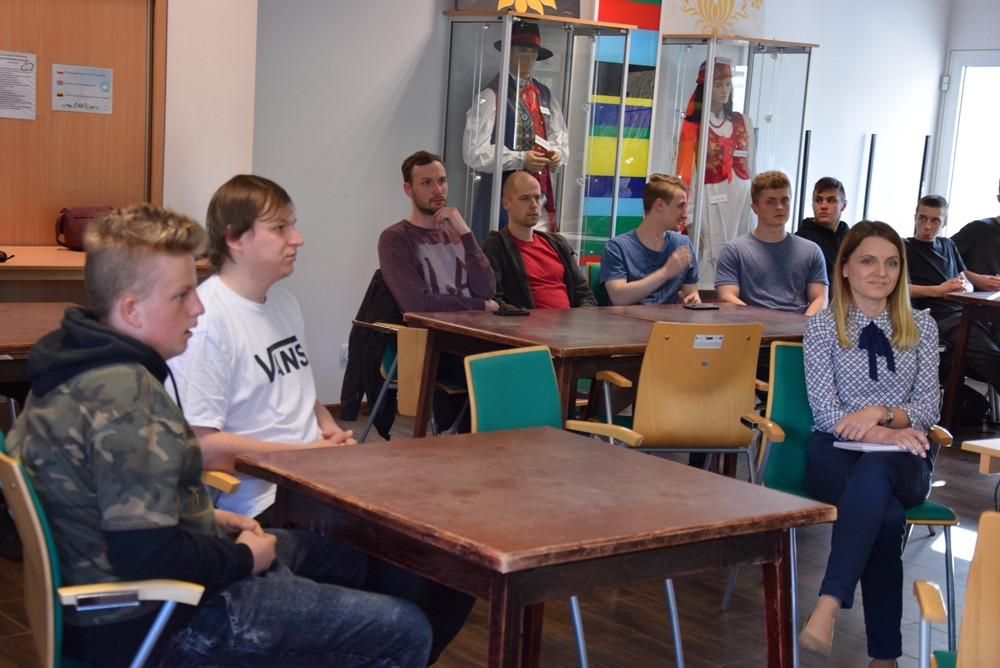 Kartuzy. Młodzi ludzie dyskutowali z projektantami o wyglądzie nowego skateparku