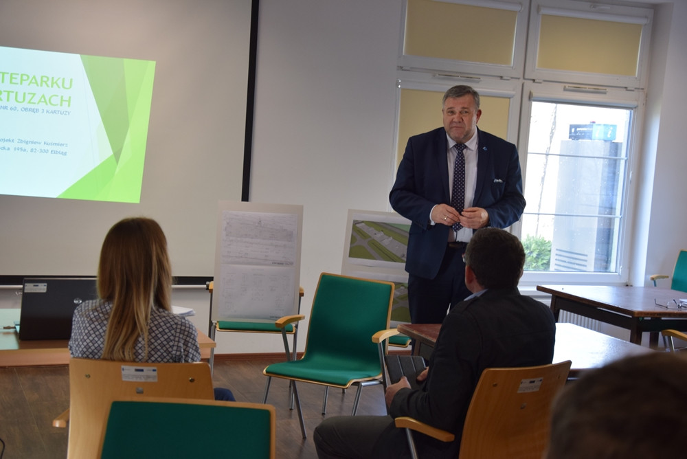 Kartuzy. Młodzi ludzie dyskutowali z projektantami o wyglądzie nowego skateparku