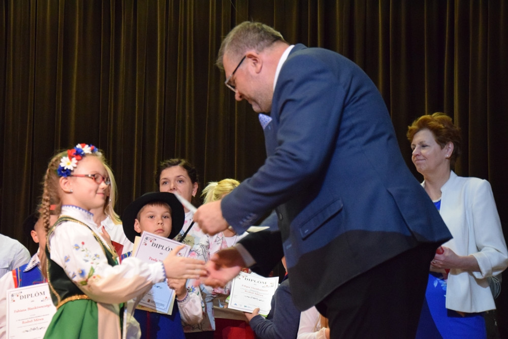 Powiatowy etap konkursu Rodnô M?wa. Dzieci, młodzież i dorośli recytowali po kaszubsku (wyniki)