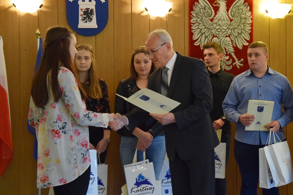 Razem oddali ponad 200 litrów krwi. Najwięcej - uczniowie technikum przy ul. Mściwoja