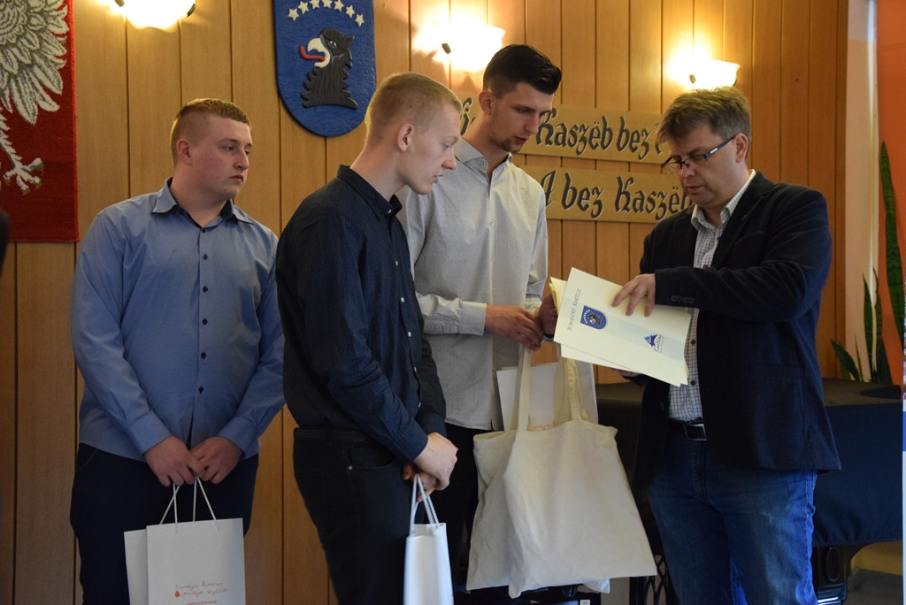 Razem oddali ponad 200 litrów krwi. Najwięcej - uczniowie technikum przy ul. Mściwoja