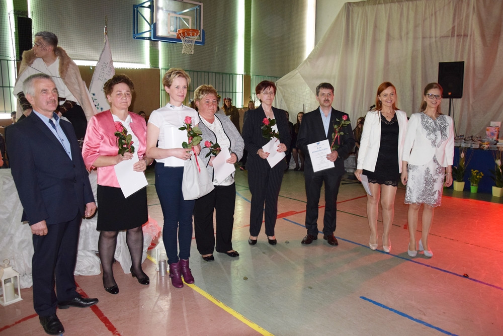 Maturzyści zakończyli rok szkolny. Na Wzgórzu pożegnano 190 absolwentów