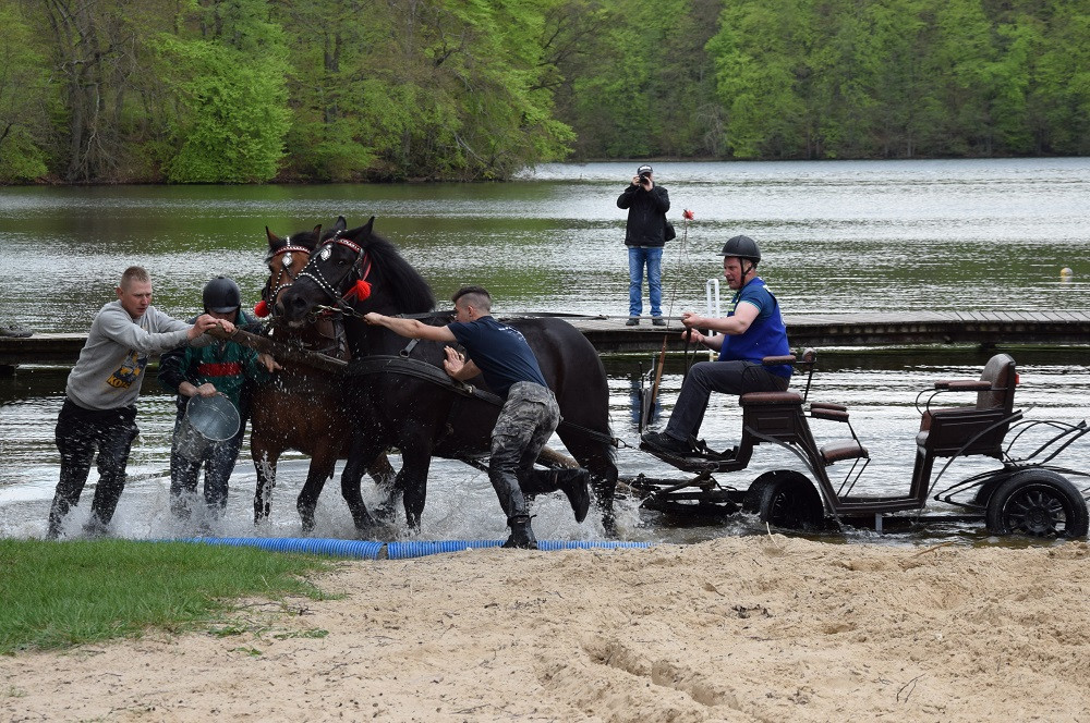 Majówka w Ostrzycach. Kilkanaście ekip rywalizowało w Turnieju Wiśta Wio