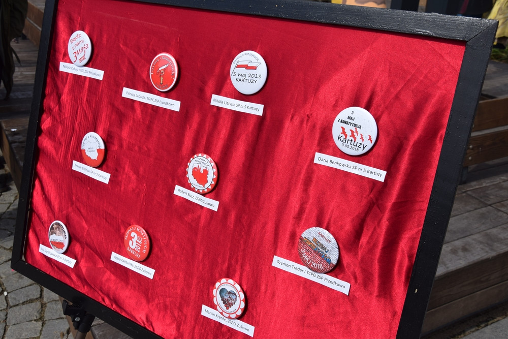 Kartuzy. Patriotyczne święto 3 maja. Odczytano preambułę Konstytucji w języku kaszubskim