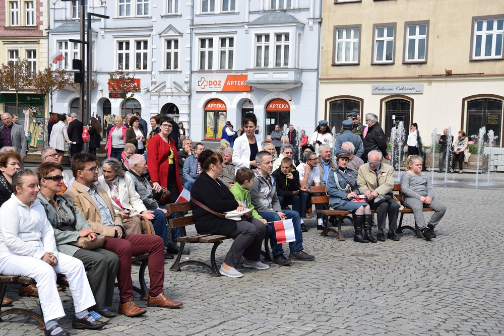 Kartuzy. Patriotyczne święto 3 maja. Odczytano preambułę Konstytucji w języku kaszubskim